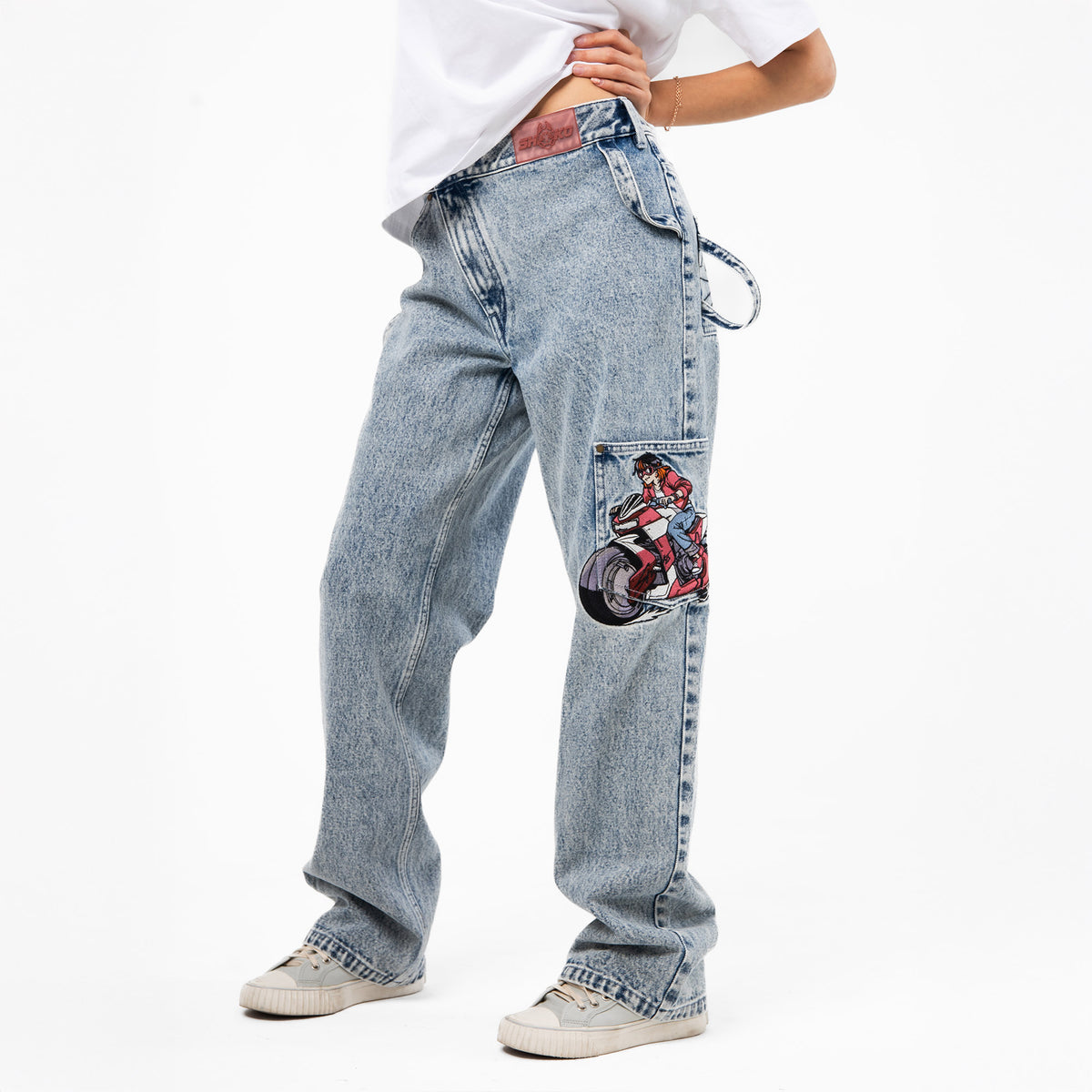 Nemo is 5'7 wearing waist 28