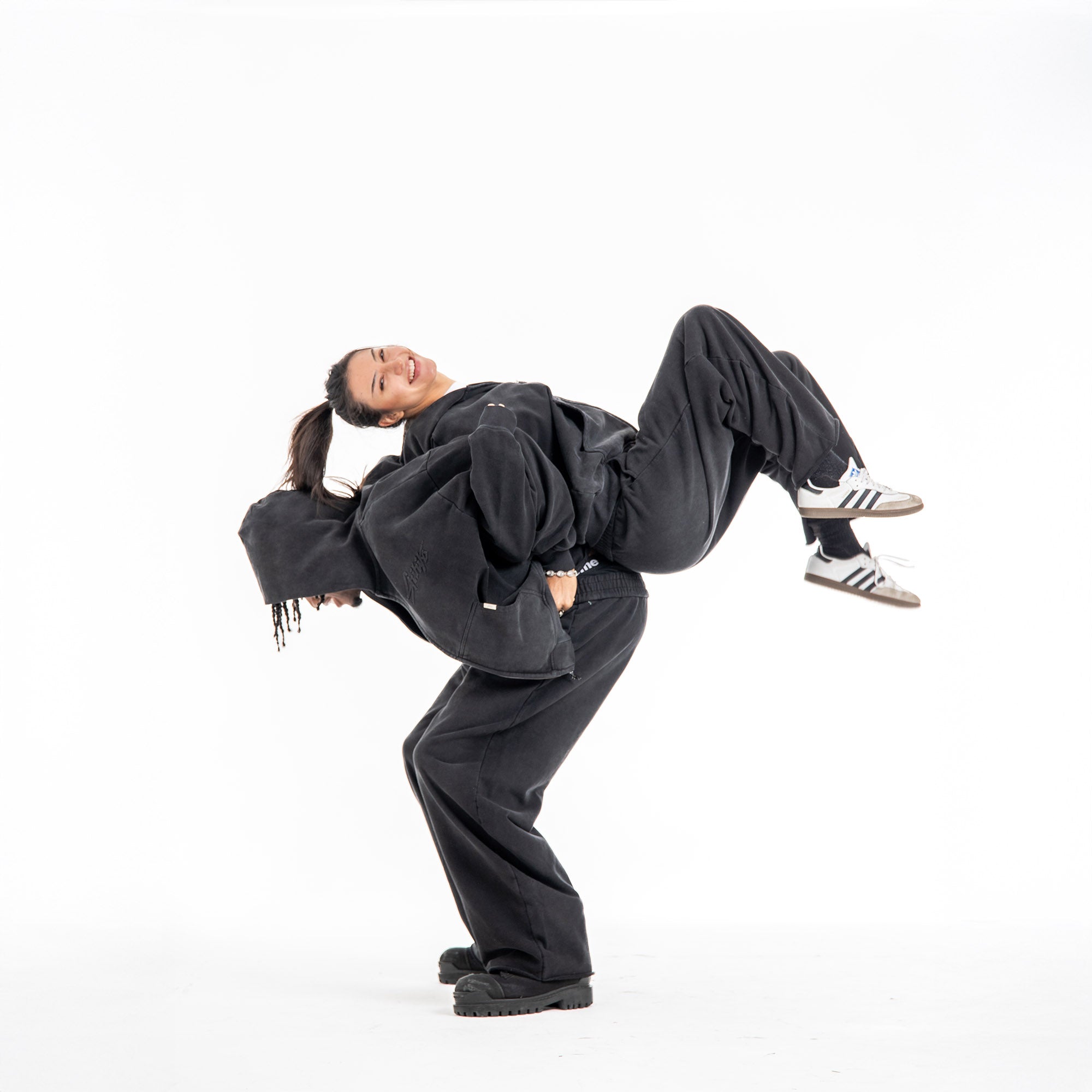 Shihiko Oversized Cropped Full-Zip Hoodie (Black)