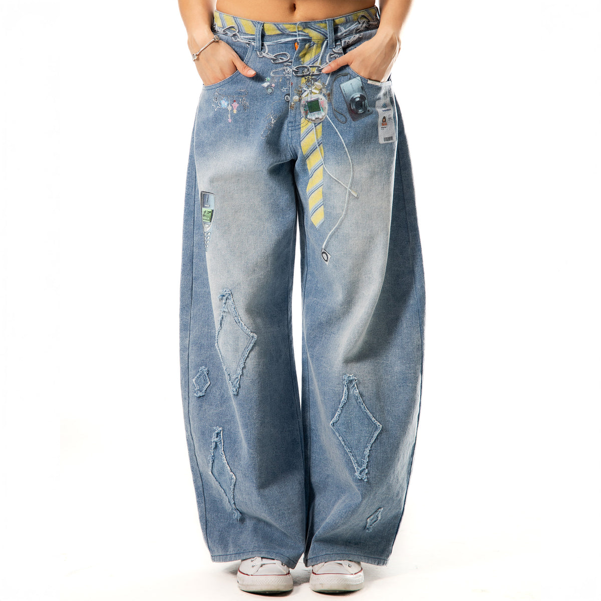 Sofia is 5'9 wearing size 28