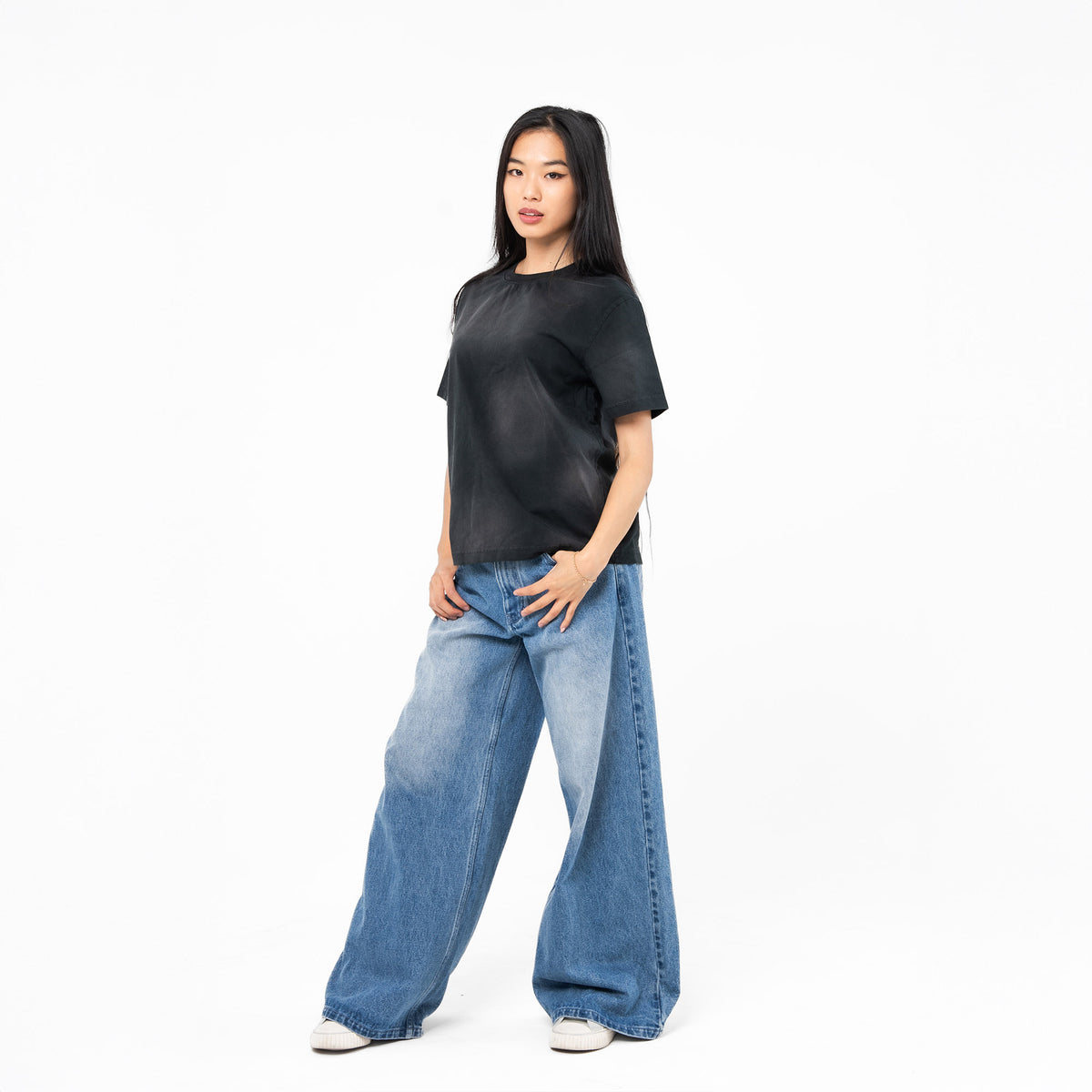 Slim Crop T-Shirt / Sun Fade Black