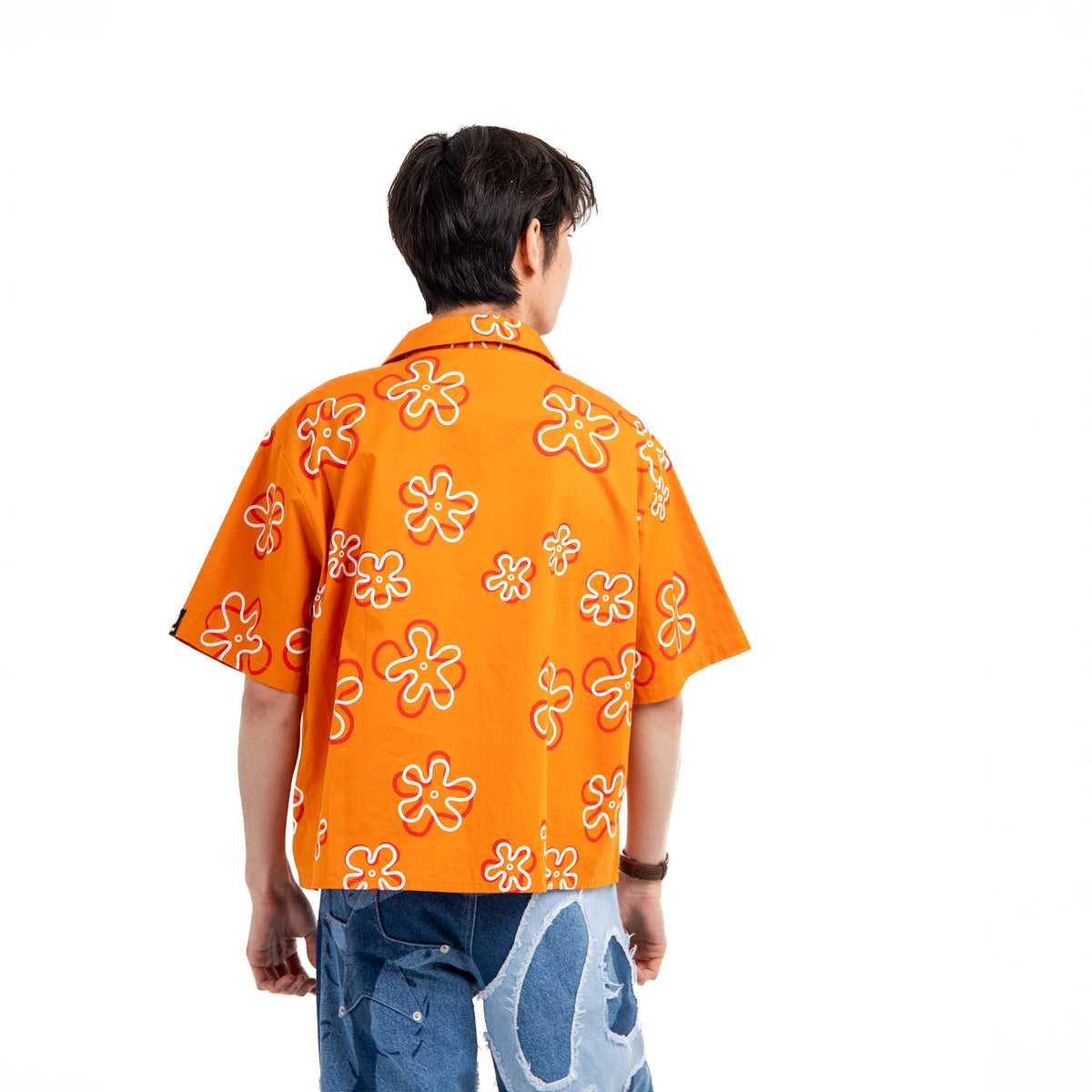 Haru is 5'11 wearing size M