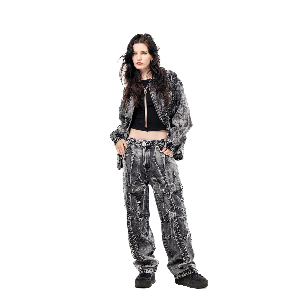 Yaz is 5'7 wearing size M