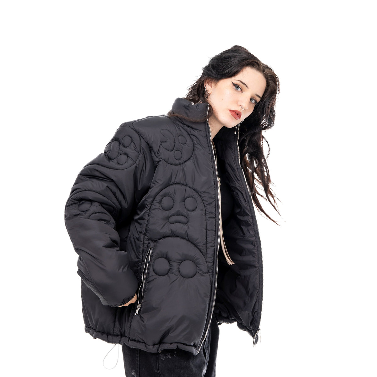 Yaz is 5'7 wearing size M