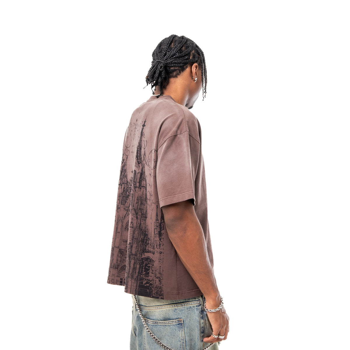 Jaylun is 6'2 wearing size M