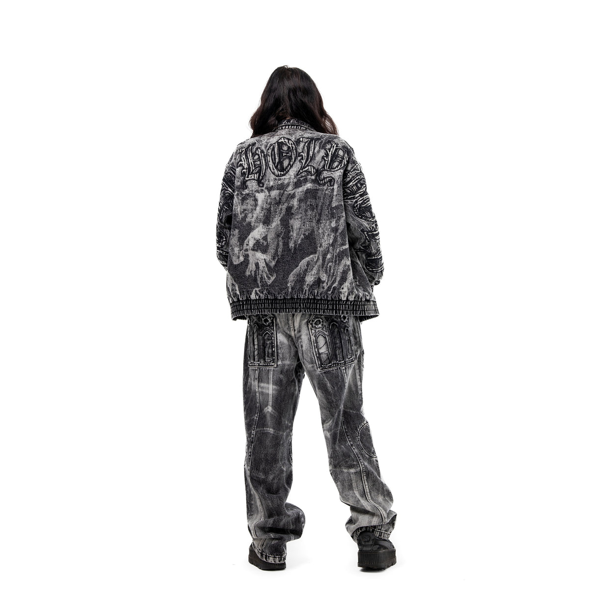 Yaz is 5'7 wearing size M